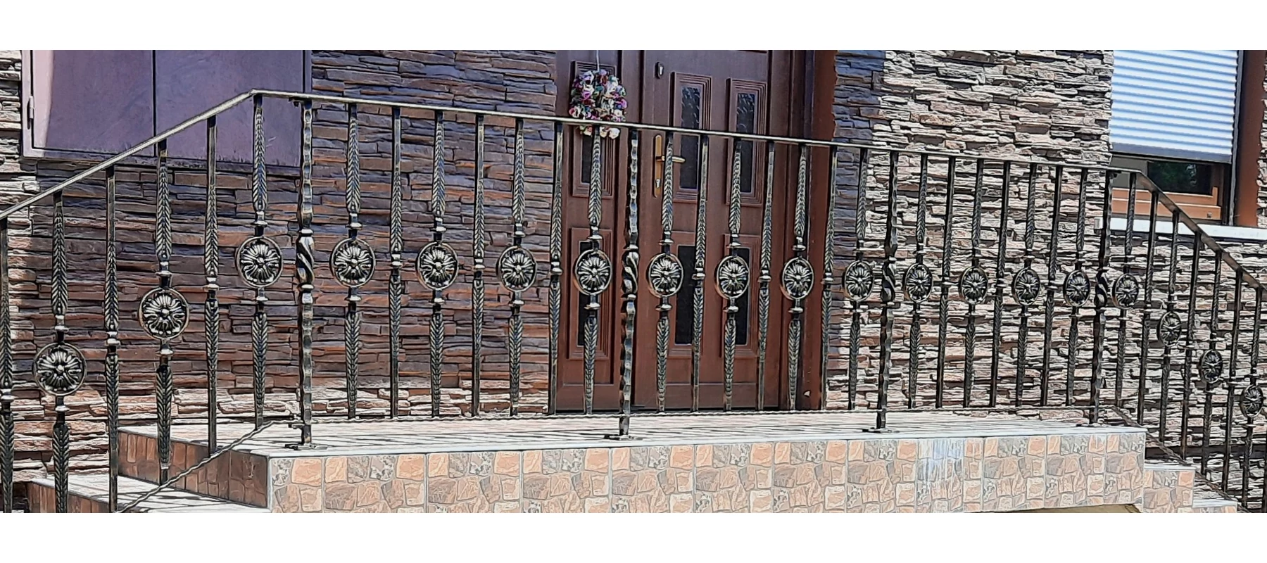 Kovácsoltvas korlát kivitelezése