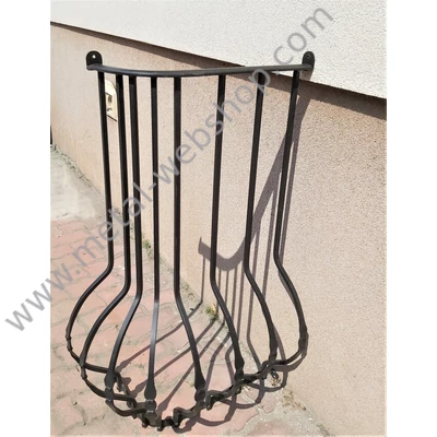 Kovácsoltvas sarokrács, hosszúság felül: kb. 49cmszélesség felül: kb. 26 cm