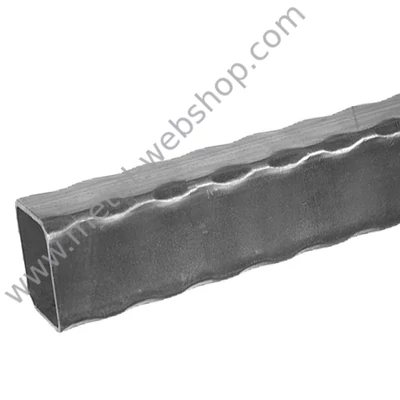 Mángorolt zártszelvény, 30x30x2mm (011/A)