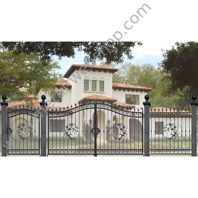 HÉVÍZ kovácsoltvas nagy-és kiskapu, kerítésmező