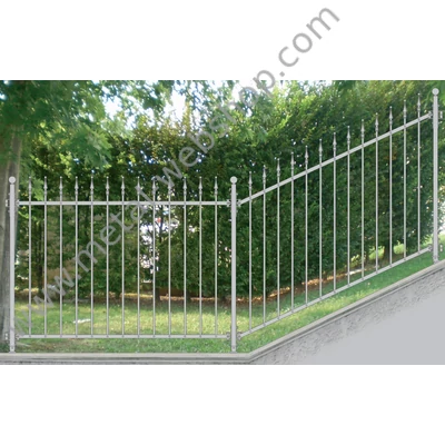 COURMAYEUR kovácsoltvas kerítésmező standard méretben gyártva