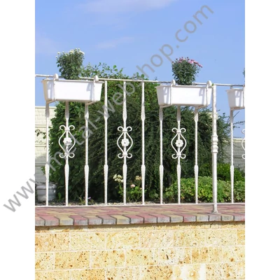 Kovácsolt elem szkálamintás laposacélból (536)