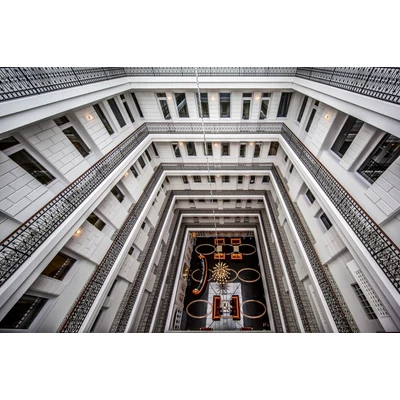 Erkély-és galéria korlátok, Prestige Hotel