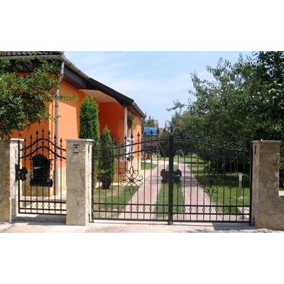 Nagy-és kiskapu, kerítés, DEBRECEN design
